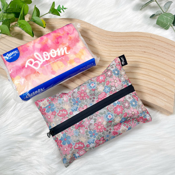 Petite Fleurs PVC - Dry Travel Sized Tissue Pack Pouch Holder